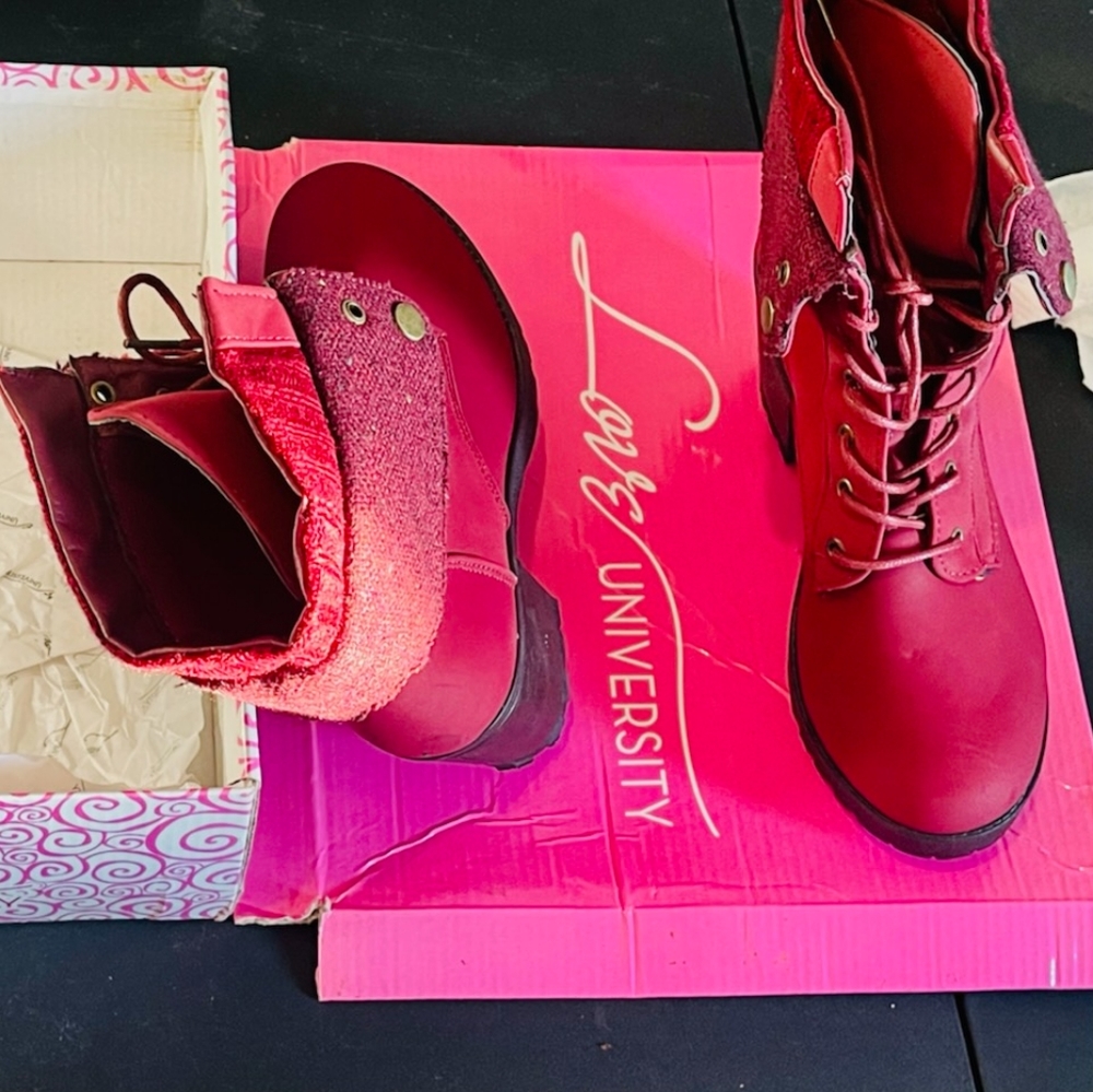 Love university boots